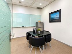 Lippo Centre (D2), Office #622556091